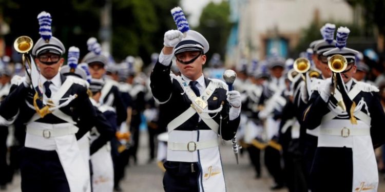 Comité de festejos de la independencia autoriza desfiles para el 15 de septiembre
