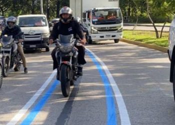 Comuna destaca reducción de accidentes en la calzada La Paz gracias al carril exclusivo para motos