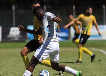 Comunicaciones amplía la mala racha