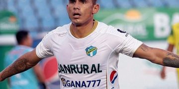 Comunicaciones FC confirma la salida de Andrés Lezcano tras un largo periodo en el club