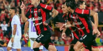 Comunicaciones FC queda fuera de la Copa Centroamericana tras empatar 1-1 con Alajuelense y perder en el global 3-2