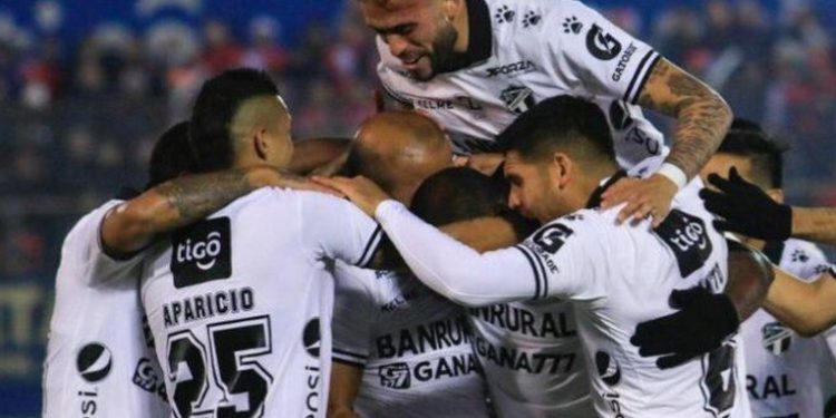 Comunicaciones recibe este martes a Monterrey