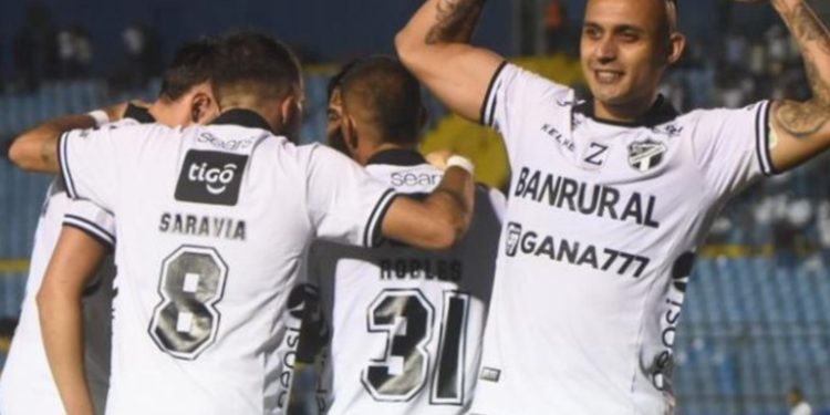 Comunicaciones recibirá el 6 de febrero al Monterrey