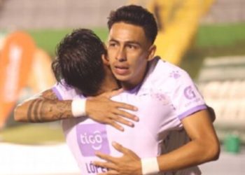 Comunicaciones rompe mala racha de 11 juegos y vence 3-0 a Guastatoya en el Apertura 2024