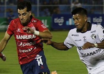 Comunicaciones sufrió para avanzar a la final del Apertura 2023