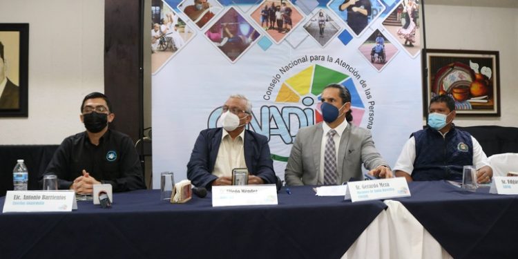 CONADI busca fomentar el lenguaje de señas en el país