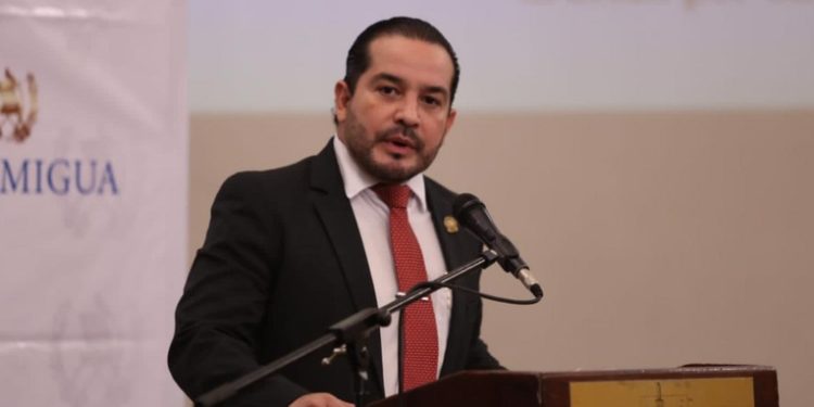 Conamigua apoya familias de migrantes fallecidos en México