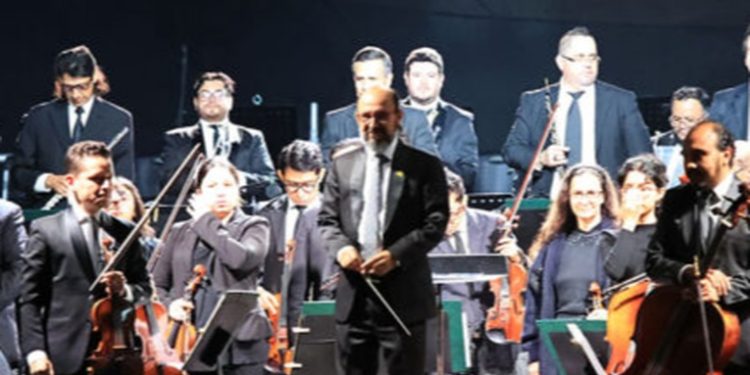 Concierto en la Plaza de la Constitución clausura conmemoración por los 80 años de la Revolución