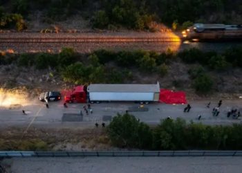 Concluye traslado de cuerpos de migrantes guatemaltecos fallecidos en furgón en San Antonio Texas,