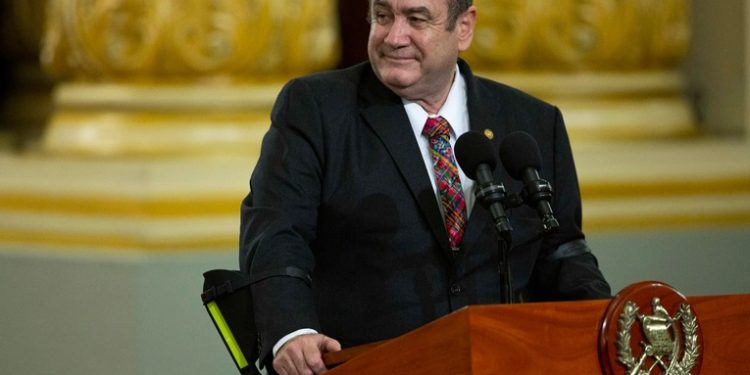 Confirman el buen estado de salud del presidente Alejandro Giammattei