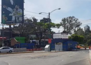 Congestionamiento en Avenida Petapa y Anillo Periférico tras nuevas restricciones de acceso en la Usac