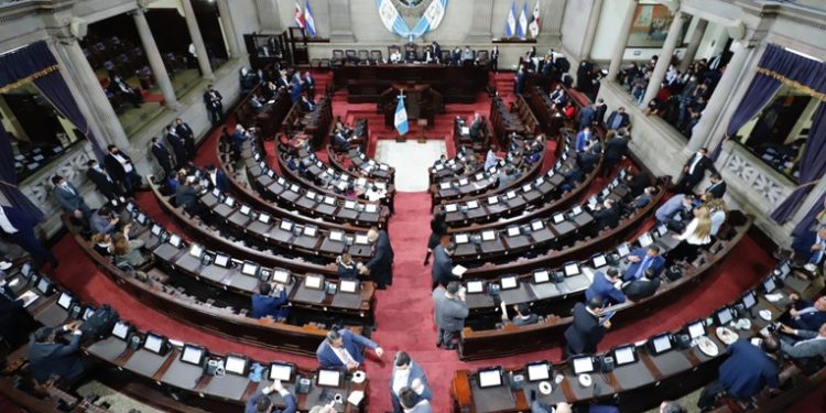 Congreso analizará restituir a la bancada del Movimiento Semilla como bloque legislativo