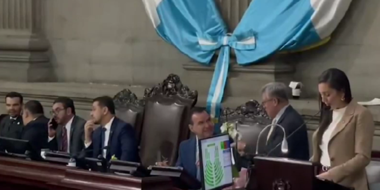 Congreso Aprueba Aporte de Q50 Mil para Víctimas de Accidente en La Paz