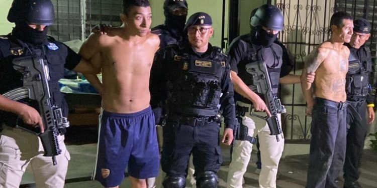 Congreso aprueba en primera lectura ley para considerar como terroristas a pandilleros