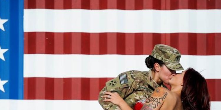 Congreso de EE. UU. aprueba ley que protege el matrimonio homosexual