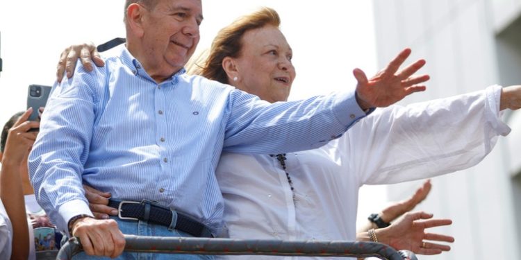 Congreso de España debate el reconocimiento de Edmundo González como presidente de Venezuela