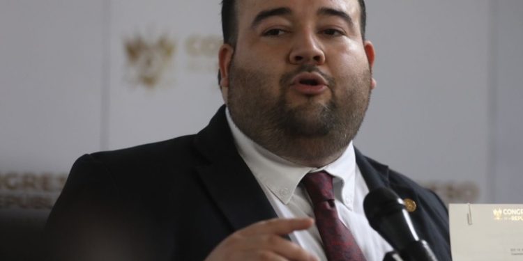 Congreso envía expediente del accidente del diputado Julio Portillo al Organismo Judicial