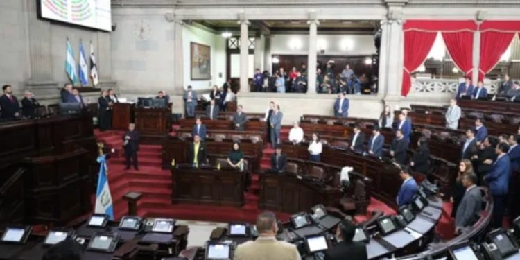 Congreso inicia primer período de sesiones sin definir comisiones de trabajo para 2025