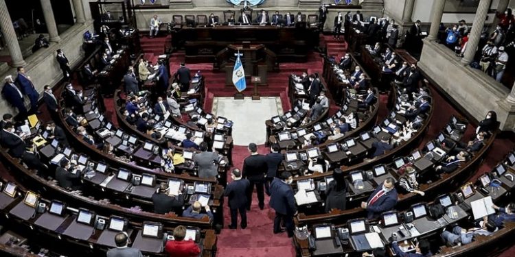 Congreso programa la elección de PDH para el 6 de julio