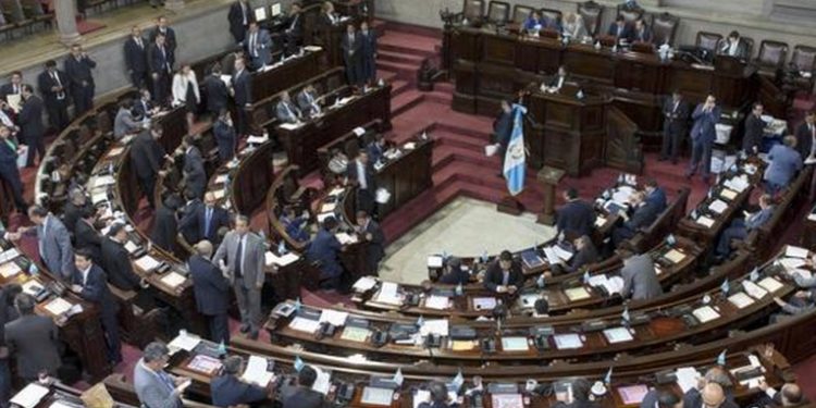 Congreso ratifica y amplí­a a todo el paí­s estado de calamidad por lluvias