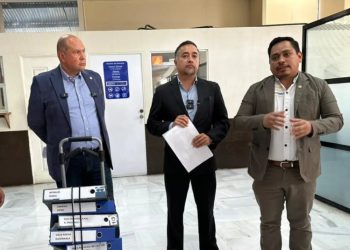 Congreso restituye a tres diputados como integrantes del bloque VOS tras resolución de la directiva