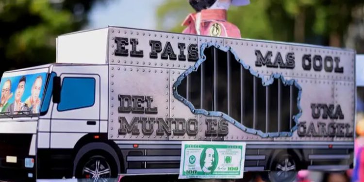 Conmemoran Acuerdos de Paz con marcha contra Nayib Bukele