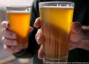 Conozca la innovadora cerveza que utiliza agua de ducha reciclada