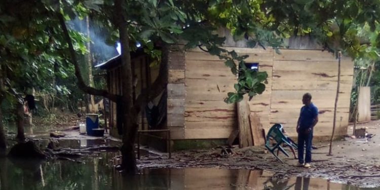 Conred atiende emergencia en Alta Verapaz tras inundaciones en Raxruhá