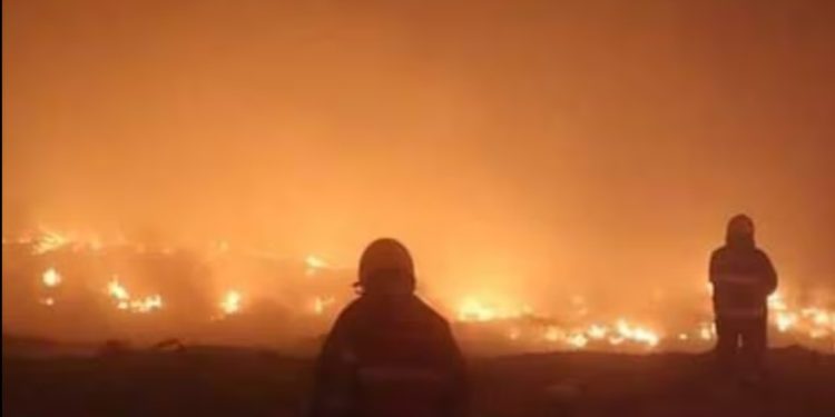 Conred informa: Mitigación exitosa del 50% del incendio en Villa Nueva
