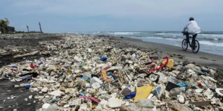 Contaminación en cuenca del rí­o Motagua ha disminuido, aseguró el ministro de Ambiente
