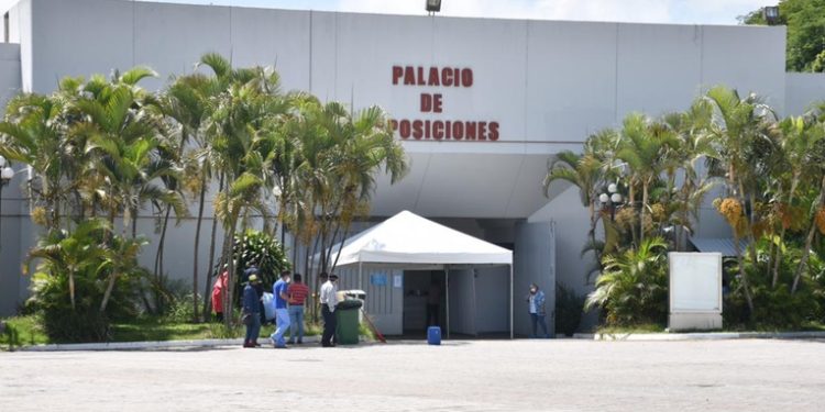 Continua demanda de atención en clí­nica post COVID-19 en el hospital temporal Parque la Industria