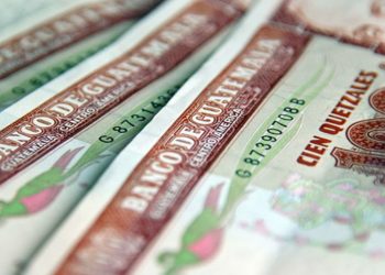 Continúa el análisis de los montos para el aumento al salario mí­nimo el próximo año