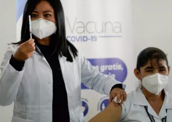 Continúa el proceso para recibir la vacuna contra el Covid-19 en Guatemala
