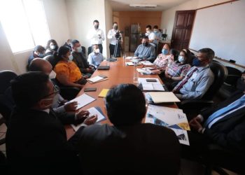 Continúa la discusión por el cierre de la institución CONALFA