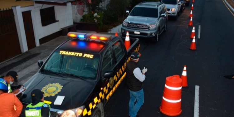 Continúan operativos de tránsito por parte de la PNC
