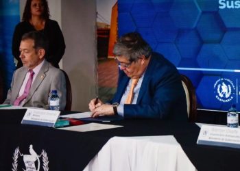 Convenio interinstitucional busca garantizar la protección en instalaciones aeroportuarias.