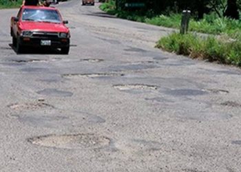 Coordinadora Nacional de Transportes expresa preocupación por mal estado de carreteras y solicita al Presidente Giammattei vetar presupuesto