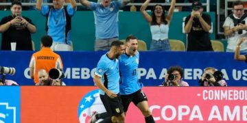 Copa América: Uruguay y EEUU vencen fácil a Panamá y Bolivia