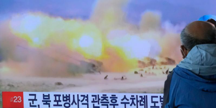 Corea del Norte dispara dos misiles al mar de Japón