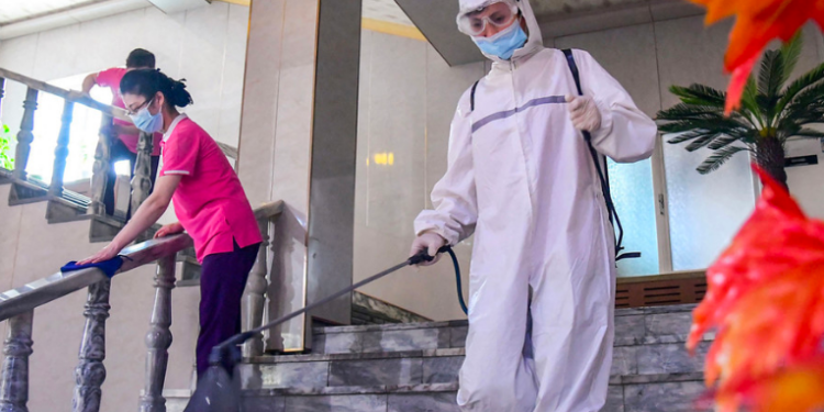 Corea del Norte registra menos de 2.000 casos sospechosos de covid-19 por tercer día consecutivo