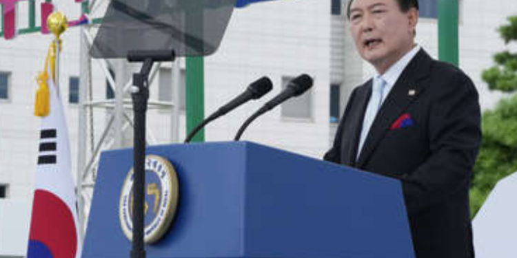 Corea del Sur ofrece su ayuda para desarrollar la economía norcoreana a cambio de la desnuclearización