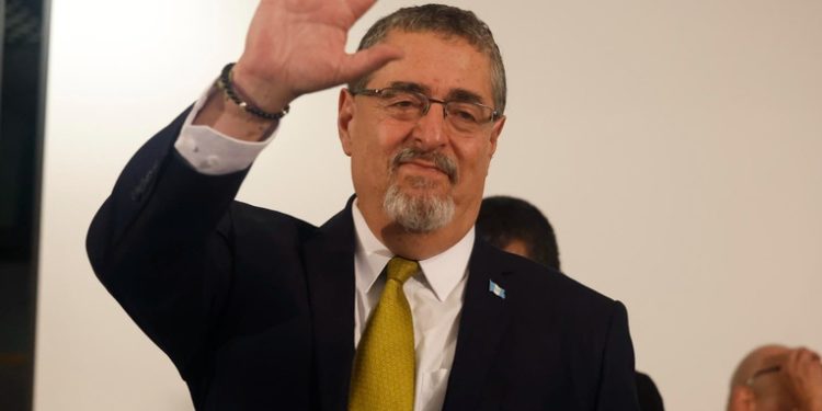 Corrupción complica la gobernanza, dice presidente Bernardo Arévalo