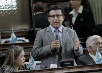 Corte de Constitucionalidad Confirma Salida de Maldonado y Castillo del Partido UNE