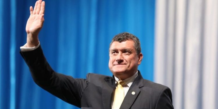 Corte de Constitucionalidad niega amparo al vicepresidente Guillermo Castillo