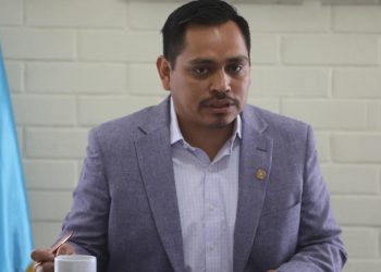 Corte de Constitucionalidad otorga amparo provisional al diputado José Chic