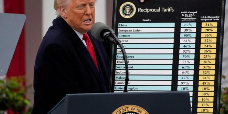 Corte de EE. UU. anula aranceles impuestos por Trump por exceder su autoridad