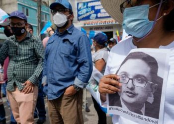 Corte Internacional Anticorrupción: ''Guatemala, un Estado capturado''