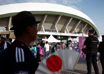 Cortes para beber de agua, abanicos y hielo: la ola de calor de París obliga a modificar los Juegos