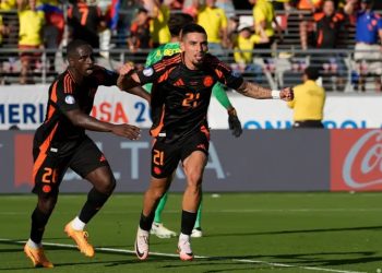 Costa Rica deja la Copa América tras empate Brasil-Colombia