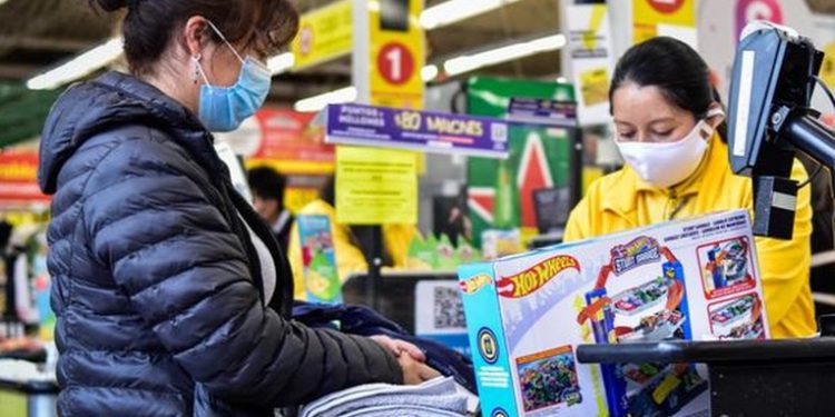 Covid-19: Colombia elimina el uso de la mascarilla en sitios cerrados